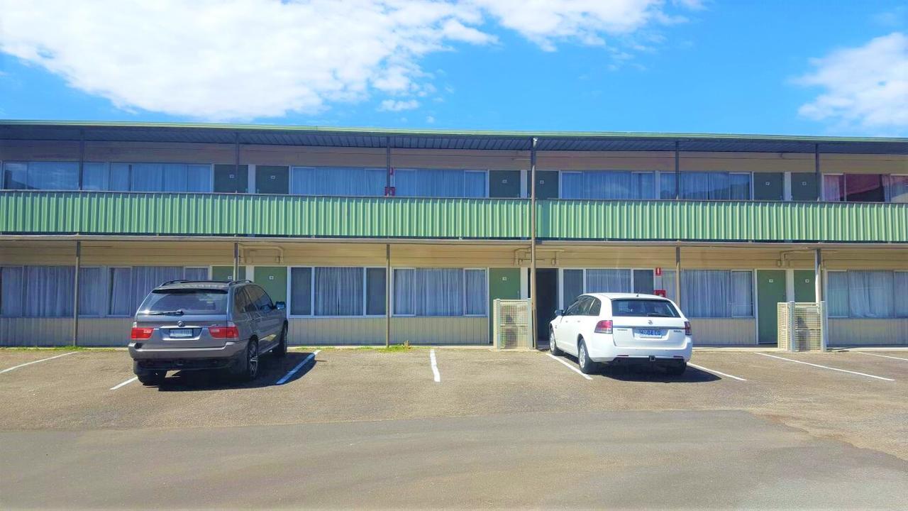 Mt Lyell Motor Inn クイーンズタウン エクステリア 写真